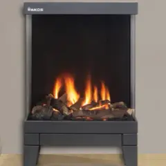 Jaki kominek do salonu 40m² wybrać? Porównanie typów, mocy i designu dla efektywnego ogrzewania